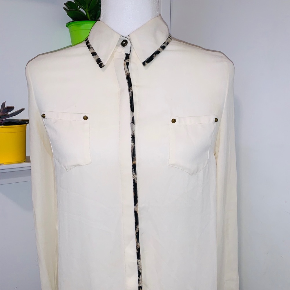 Woman’s dress blouse